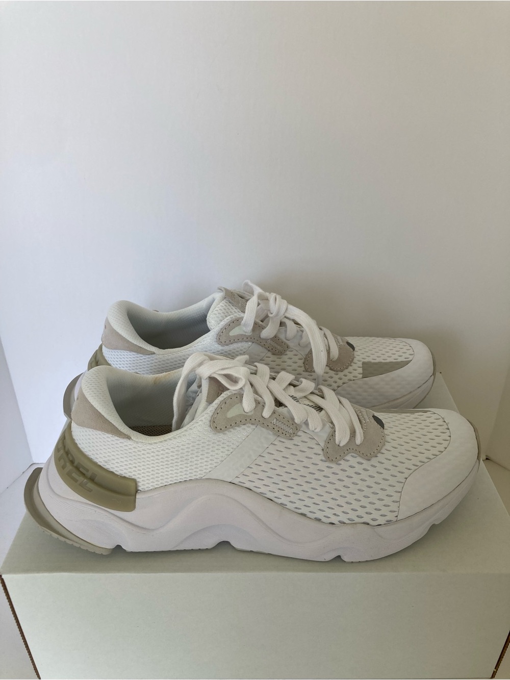 Sorel Kinetic Rnegd Lace Sneaker White and Dune